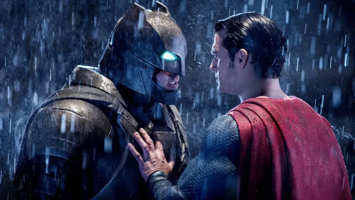Featured image for Zack Snyder Posts ‘Amazing’ Batman v Superman Production Art