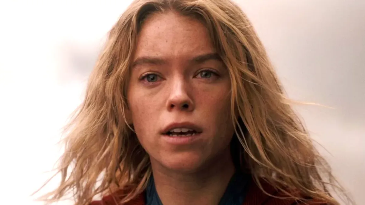 Featured image for Supergirl Fallout Hits The Executive Suite: WB Comms Boss Exits, Insiders Say It Was No Surprise